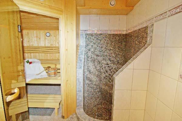 Haus Dorfblick Hotel Gerlos Bagian luar foto