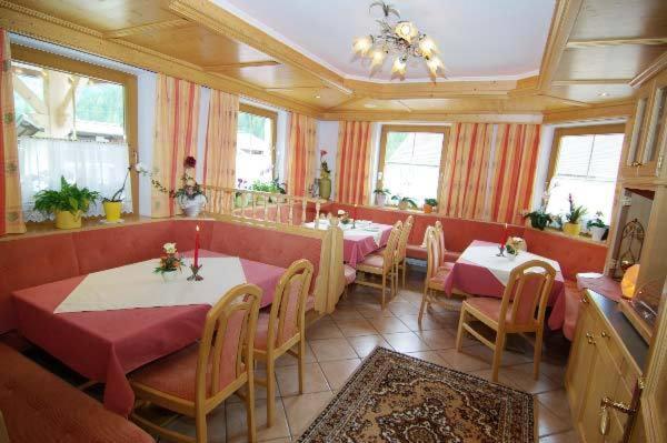 Haus Dorfblick Hotel Gerlos Bagian luar foto