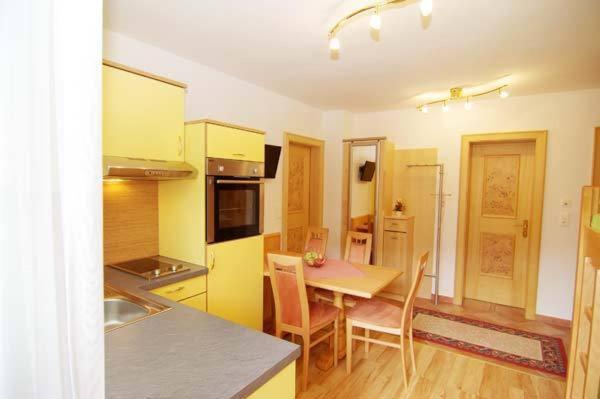 Haus Dorfblick Hotel Gerlos Bagian luar foto