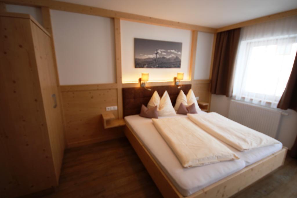 Haus Dorfblick Hotel Gerlos Bagian luar foto