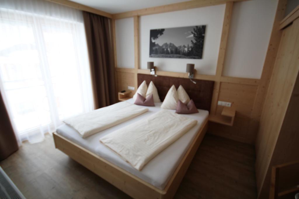 Haus Dorfblick Hotel Gerlos Bagian luar foto