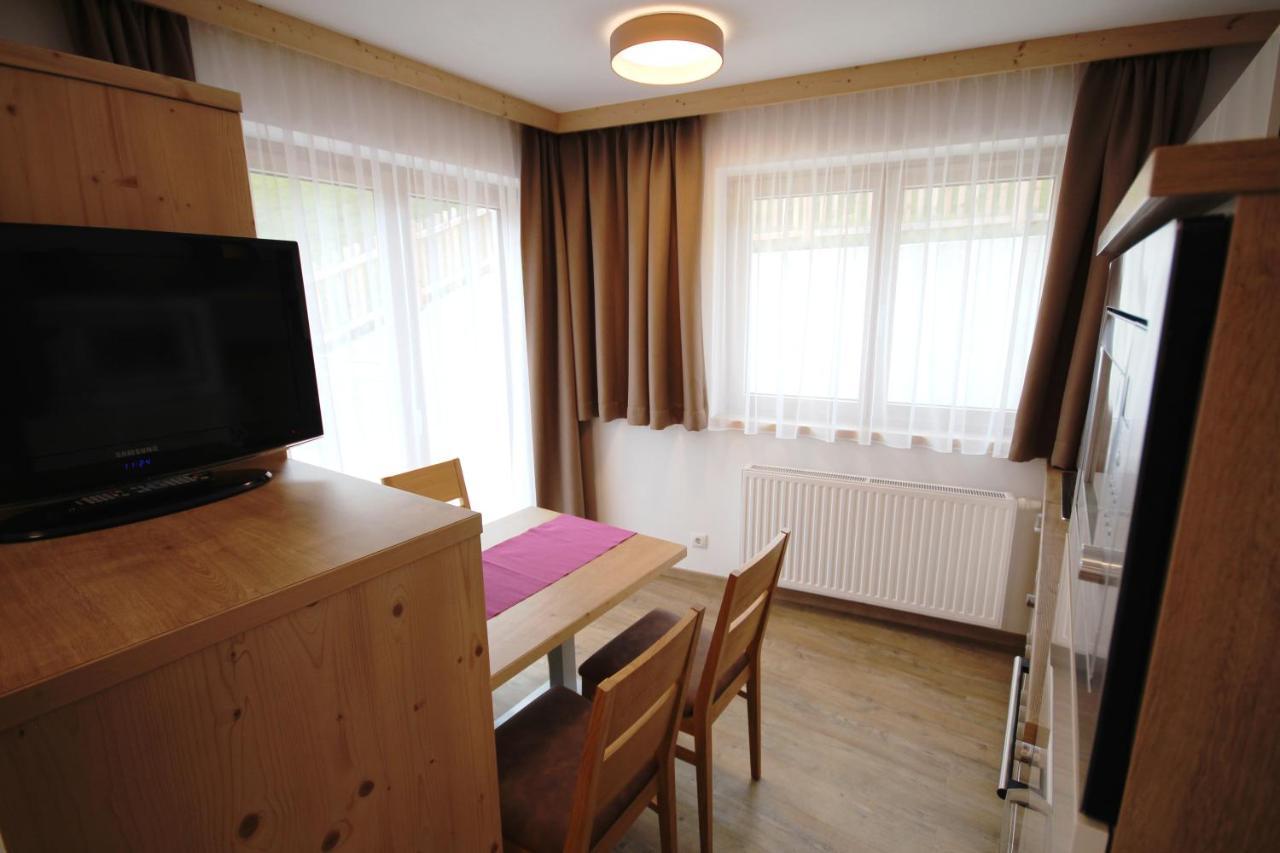 Haus Dorfblick Hotel Gerlos Bagian luar foto