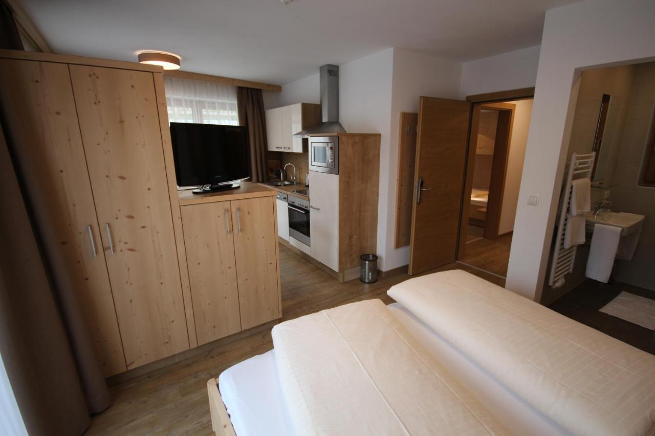 Haus Dorfblick Hotel Gerlos Bagian luar foto